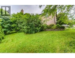 383 BURNETT Avenue - 3