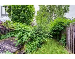 383 BURNETT Avenue - 6