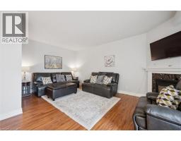 3267 KING Street E UnitNo. PH6 - 11