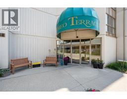 3267 KING Street E UnitNo. PH6 - 3
