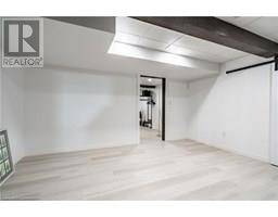 4006 QUEEN Street - 40