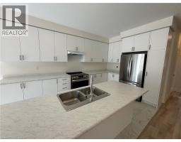 47 BLOOMFIELD Crescent - 10