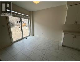 47 BLOOMFIELD Crescent - 11