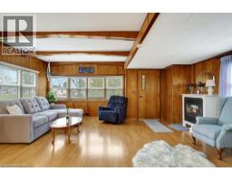 12 MACPHERSON Crescent - 8