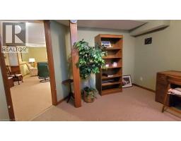 18 MAGWOOD Court - 21