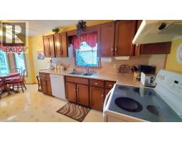 18 MAGWOOD Court - 5