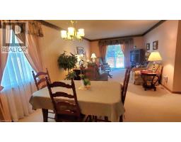 18 MAGWOOD Court - 6