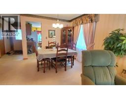 18 MAGWOOD Court - 8