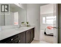 28 SASS Crescent - 35