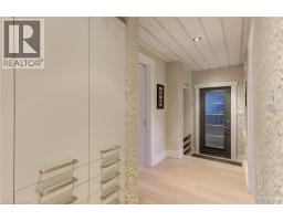 14 JAMES Court - 19