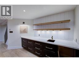 14 JAMES Court - 27