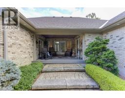 14 JAMES Court - 42