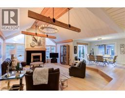 14 JAMES Court - 7