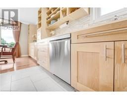 14 THISTLEDOWN Drive - 21