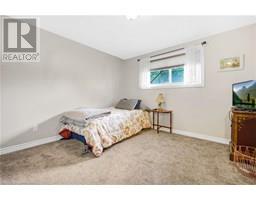 14 THISTLEDOWN Drive - 32