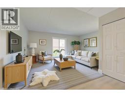 329 NORTHLAKE Drive UnitNo. 7 - 1