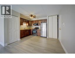 329 NORTHLAKE Drive UnitNo. 7 - 5
