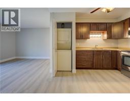 329 NORTHLAKE Drive UnitNo. 7 - 7