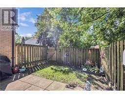 215 GLAMIS Road UnitNo. 40 - 27