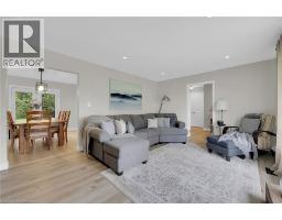 10 EMILY Street - 20