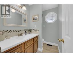 10 EMILY Street - 21