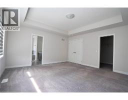 14 PRINCE PHILIP Boulevard - 14