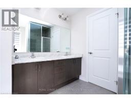 14 PRINCE PHILIP Boulevard - 21