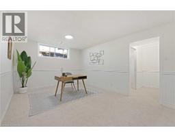 5 UXBRIDGE Crescent - 26