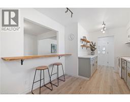 5 UXBRIDGE Crescent - 6