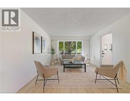 5 UXBRIDGE Crescent - 9