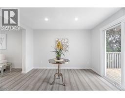 20 ROSENEATH Crescent - 10