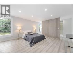 20 ROSENEATH Crescent - 20