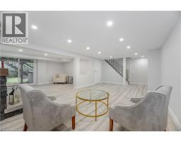 20 ROSENEATH Crescent - 38