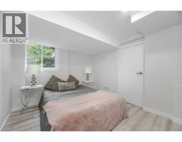 20 ROSENEATH Crescent - 42