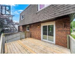 20 ROSENEATH Crescent - 45