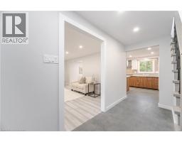20 ROSENEATH Crescent - 5