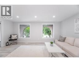 20 ROSENEATH Crescent - 7