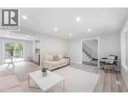 20 ROSENEATH Crescent - 8