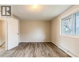 293 FAIRWAY Road N UnitNo. 26 - 14