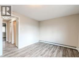 293 FAIRWAY Road N UnitNo. 26 - 18