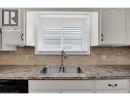 111 KINROSS Street - 18