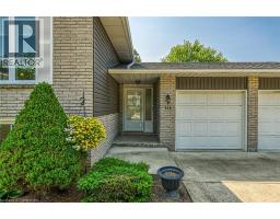111 KINROSS Street - 4