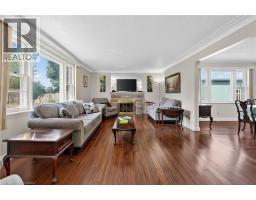 1300 COLBORNE Street E - 10