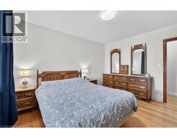 1300 COLBORNE Street E - 23