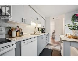 35 GREEN VALLEY Drive UnitNo. 304 - 20