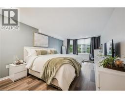 35 GREEN VALLEY Drive UnitNo. 304 - 21
