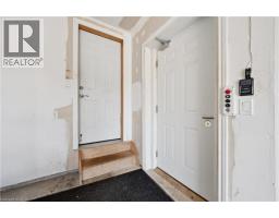 4 KROPF Drive - 44