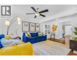 305 MAVERICK Street - 6