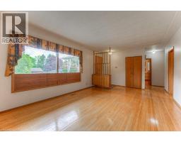 254 VILLAGE Road - 7