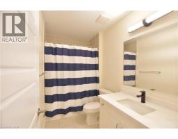 47 PICKETT Place - 39